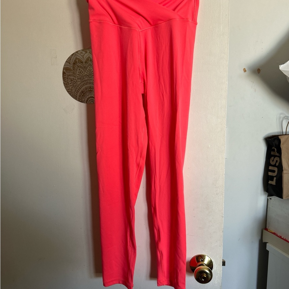 Aerie Pink Crossover Leggings with Fitted Silhouette